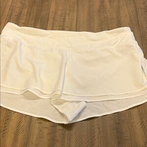 545 CALIA by Carrie Underwood White Skorts